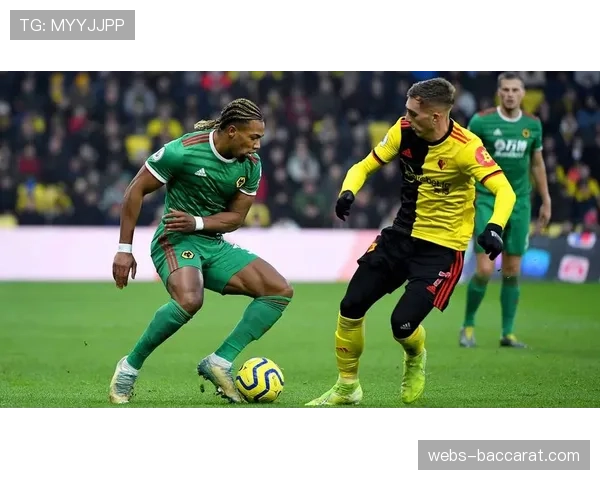 狼队公布首发，两名速度型边锋同时登场，意图明确针对对手边后卫身后的空当