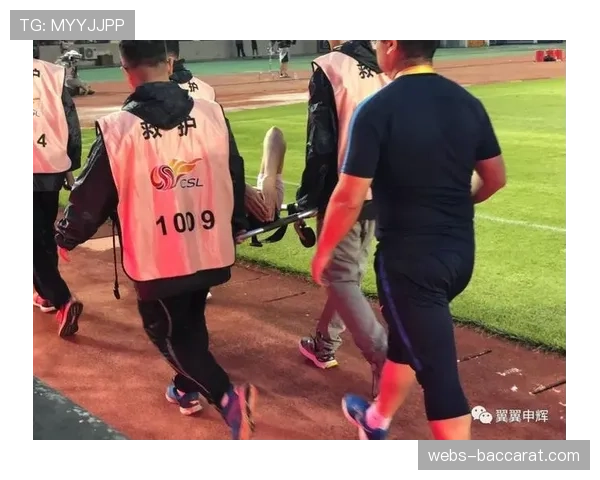 新星右脚踝韧带撕裂,俱乐部官方发布医疗报告 新星右脚踝韧带撕裂,俱乐部官方发布医疗报告